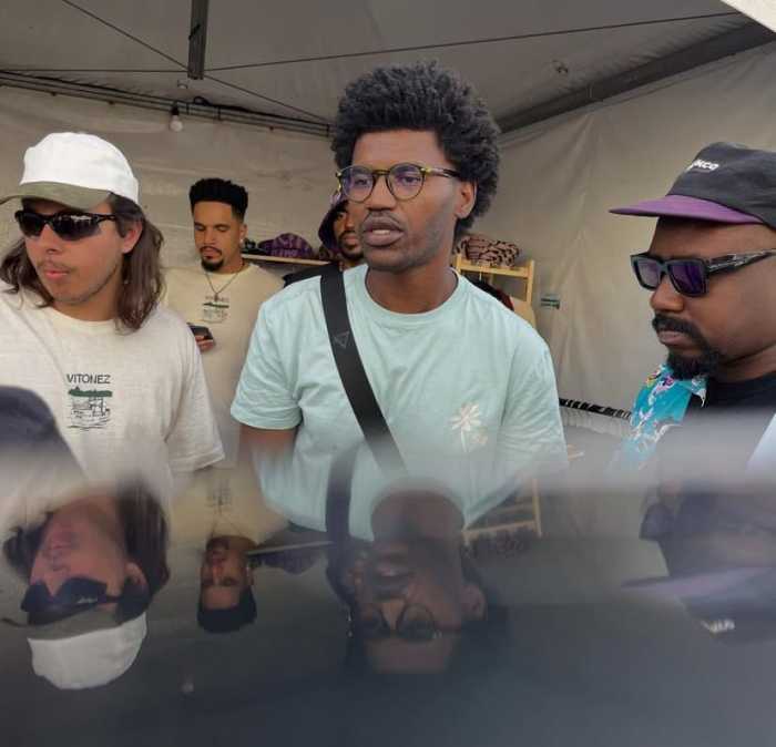 exclusivo-fabelos-conquista-hc-historico-e-e-autorizado-a-cultivar-cannabis-na-favela-de-heliopolis Fabelos e mais dois amigos.