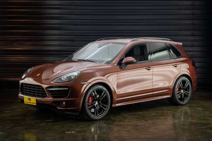 candidato-ostentacao-pai-do-garel-declara-frota-de-carros-de-luxo-importados-a-justica-eleitoral Porsche