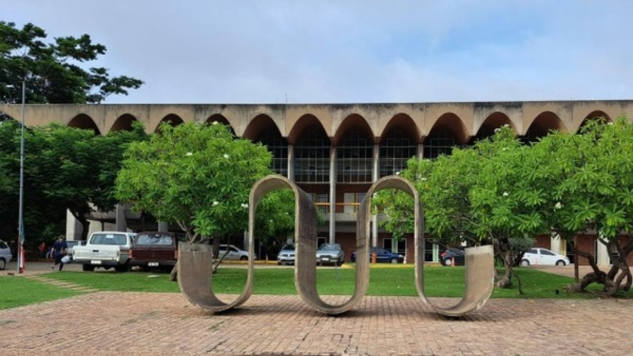 Assembleia Legislativa do Piauí aprova projeto que proíbe uso de maconha em ambientes coletivos