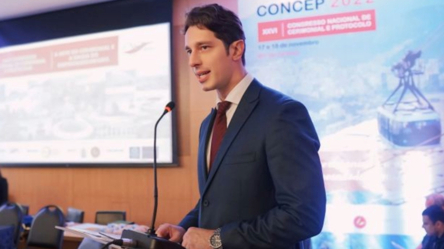 Advogada relata ser vítima de assédio e perseguição envolvendo Carlos André Fajardo