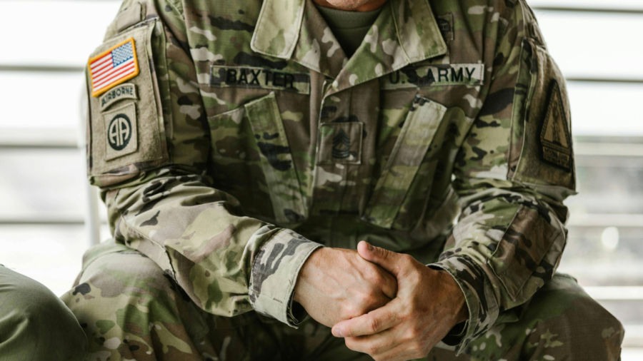 EUA: condenados por maconha agora podem se alistar no Exército